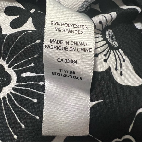 Ricki’s Open Back Tank Black and White - Picture 4 of 5